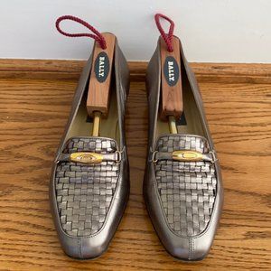 Bally Vanessa Woven Leather Loafer Size 8